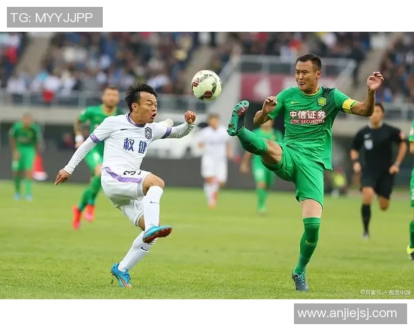 足球直擂:解析赛场风云与球员心态的精彩对决与战术博弈